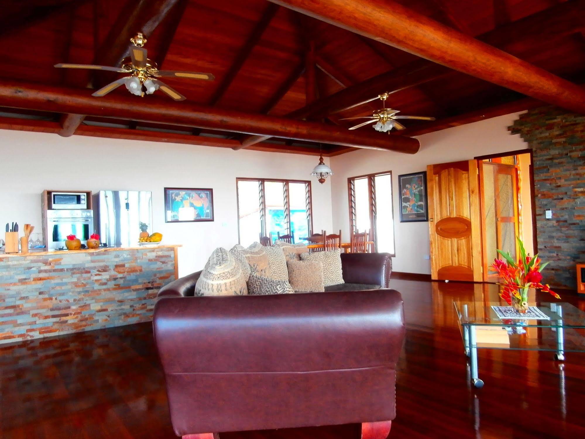 Korovesi Sunshine Villas Savusavu Exterior foto