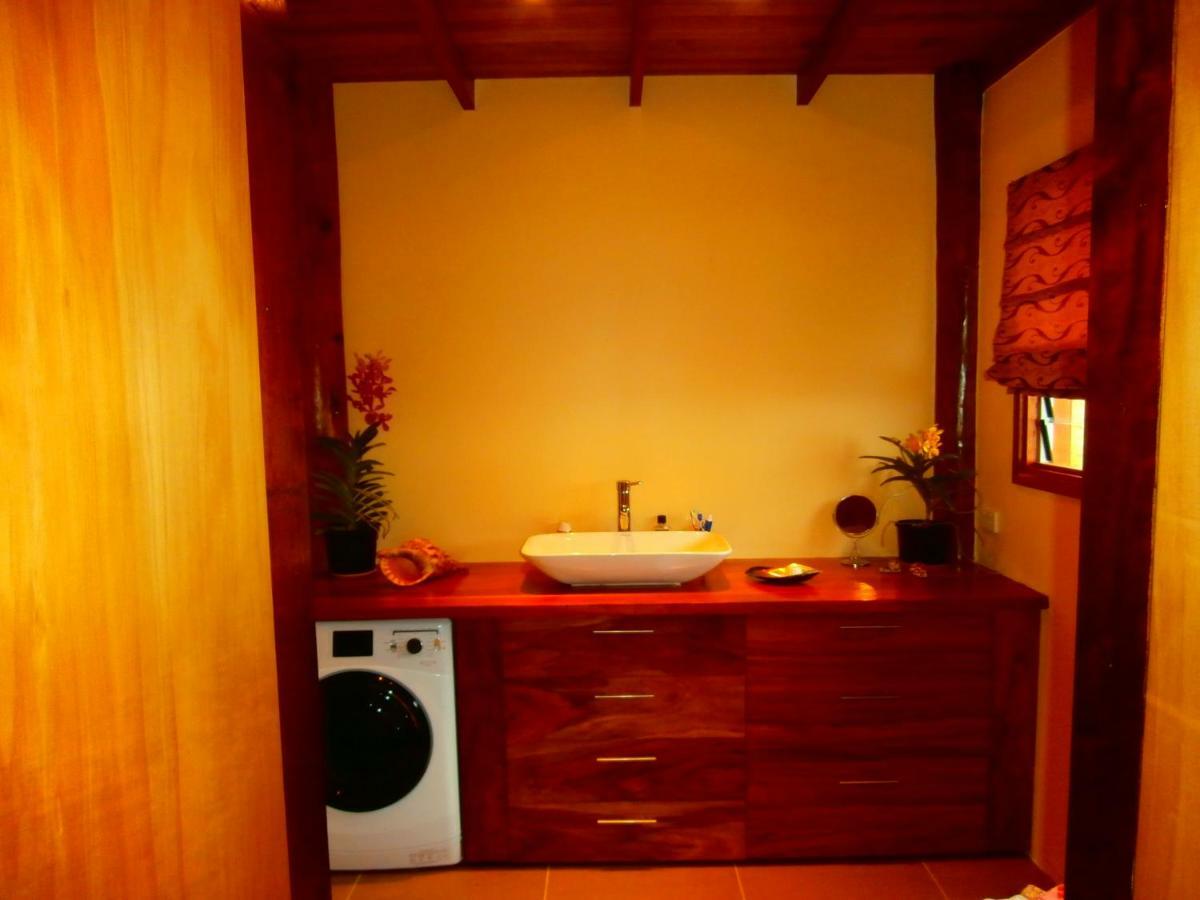 Korovesi Sunshine Villas Savusavu Exterior foto